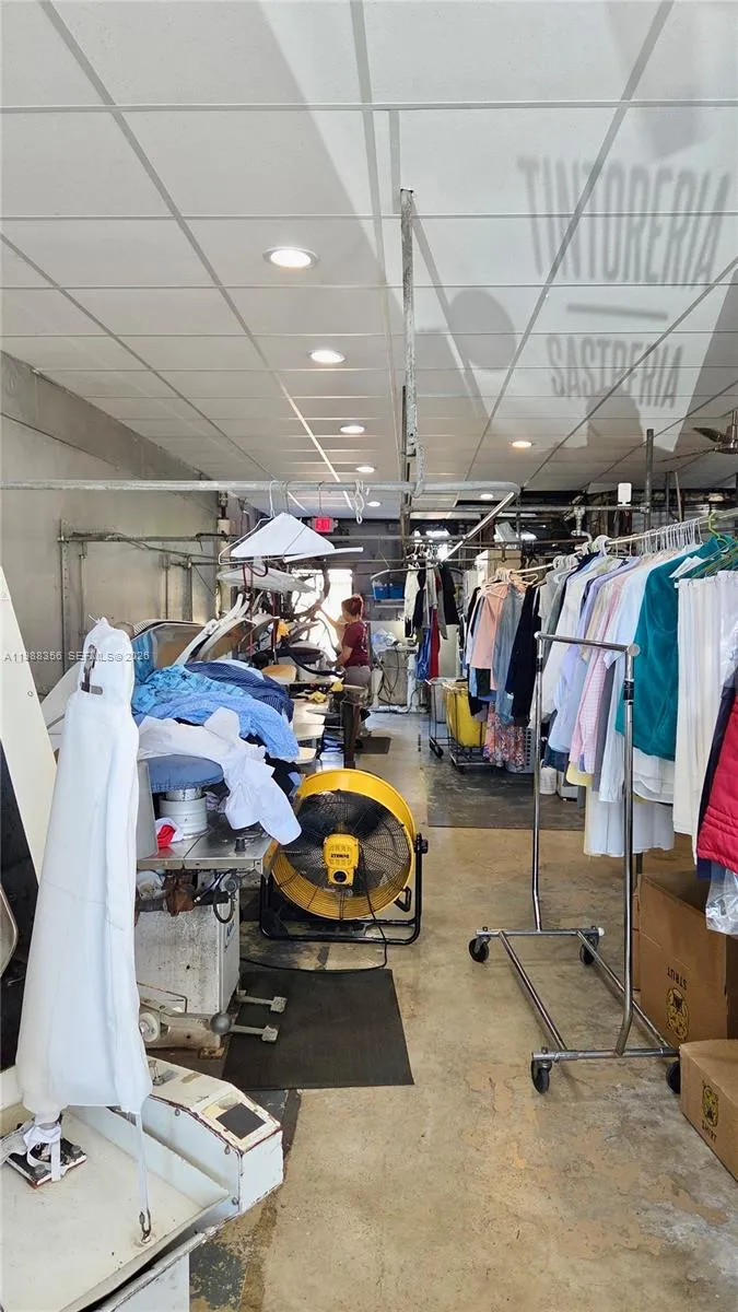 4222 W 16th Ave, Hialeah, Florida 33012, Hialeah, Florida 33012, ,Business Opportunity,For Sale,4222 W 16th Ave, Hialeah, Florida 33012,A11988356