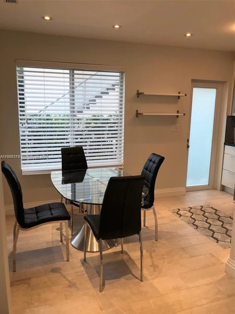 Miami Beach, Florida 33139, ,Residential Income,For Sale,A11988379