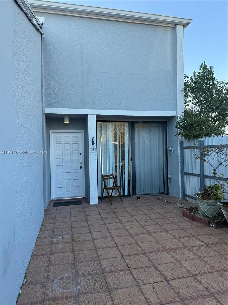 2500 Sw 122nd Ct, Miami, Florida 33175, Miami, Florida 33175, 3 Bedrooms Bedrooms, ,2 BathroomsBathrooms,Residential,For Sale,2500 Sw 122nd Ct, Miami, Florida 33175,A11961472
