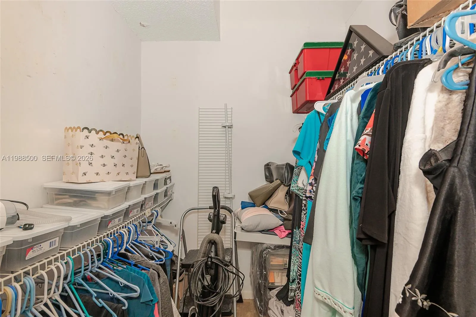 1172 Nw 122nd Ter, Pembroke Pines, Florida 33026, Pembroke Pines, Florida 33026, 3 Bedrooms Bedrooms, ,2 BathroomsBathrooms,Residential,For Sale,1172 Nw 122nd Ter, Pembroke Pines, Florida 33026,A11988500