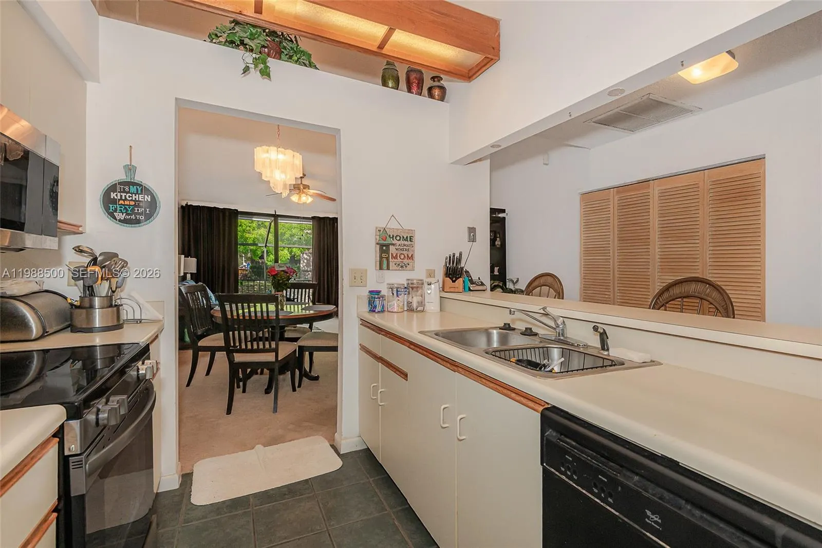 1172 Nw 122nd Ter, Pembroke Pines, Florida 33026, Pembroke Pines, Florida 33026, 3 Bedrooms Bedrooms, ,2 BathroomsBathrooms,Residential,For Sale,1172 Nw 122nd Ter, Pembroke Pines, Florida 33026,A11988500