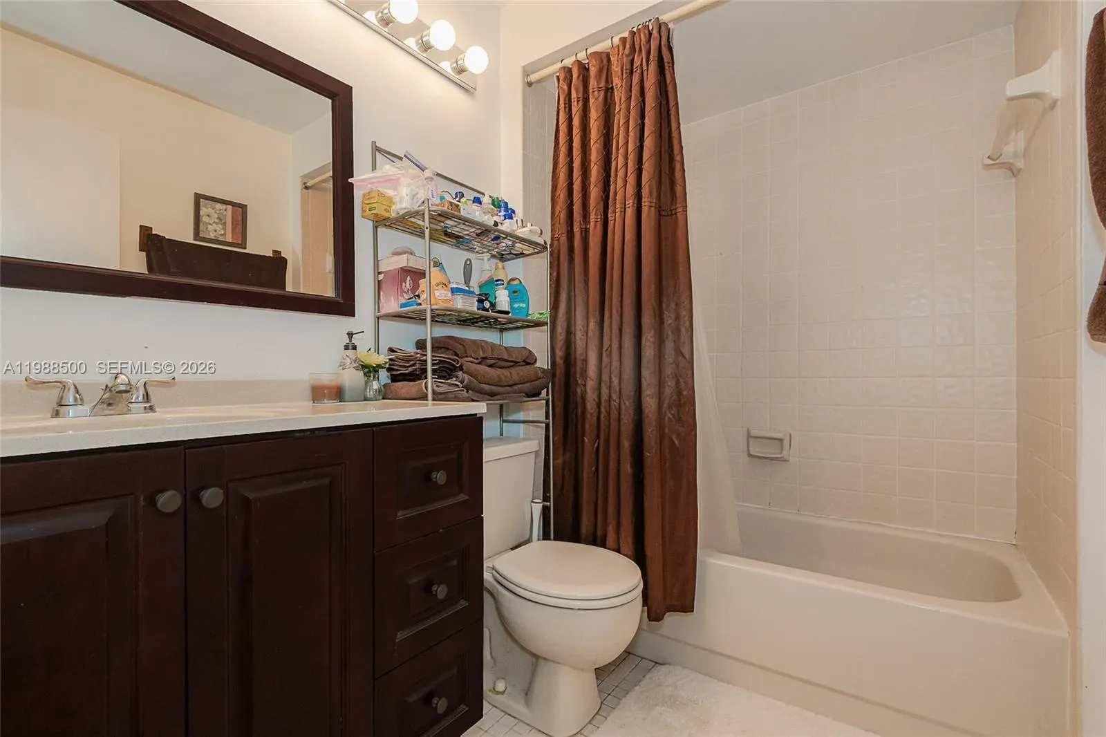 1172 Nw 122nd Ter, Pembroke Pines, Florida 33026, Pembroke Pines, Florida 33026, 3 Bedrooms Bedrooms, ,2 BathroomsBathrooms,Residential,For Sale,1172 Nw 122nd Ter, Pembroke Pines, Florida 33026,A11988500