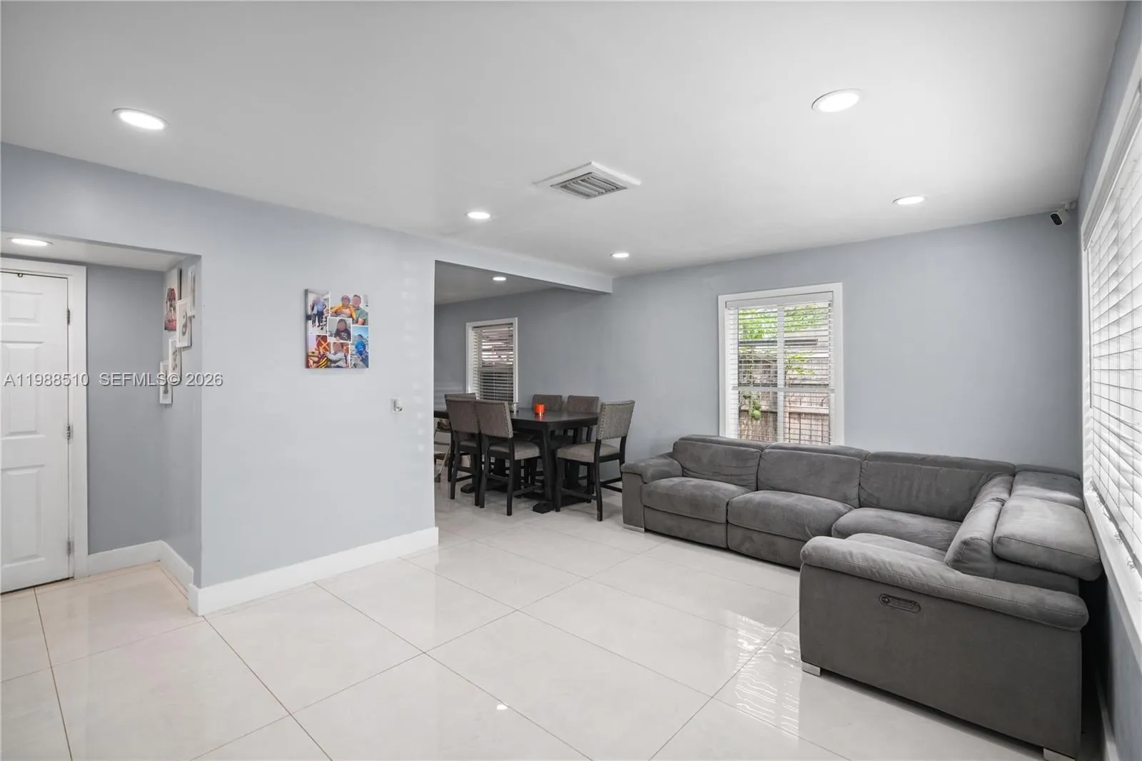 1803 Sw 43rd Way, Fort Lauderdale, Florida 33317, Fort Lauderdale, Florida 33317, 2 Bedrooms Bedrooms, ,1 BathroomBathrooms,Residential,For Sale,1803 Sw 43rd Way, Fort Lauderdale, Florida 33317,A11988510