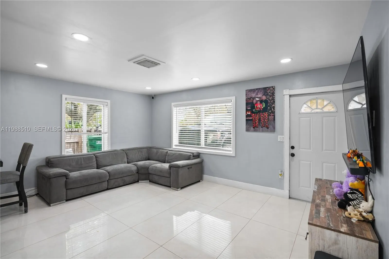 1803 Sw 43rd Way, Fort Lauderdale, Florida 33317, Fort Lauderdale, Florida 33317, 2 Bedrooms Bedrooms, ,1 BathroomBathrooms,Residential,For Sale,1803 Sw 43rd Way, Fort Lauderdale, Florida 33317,A11988510