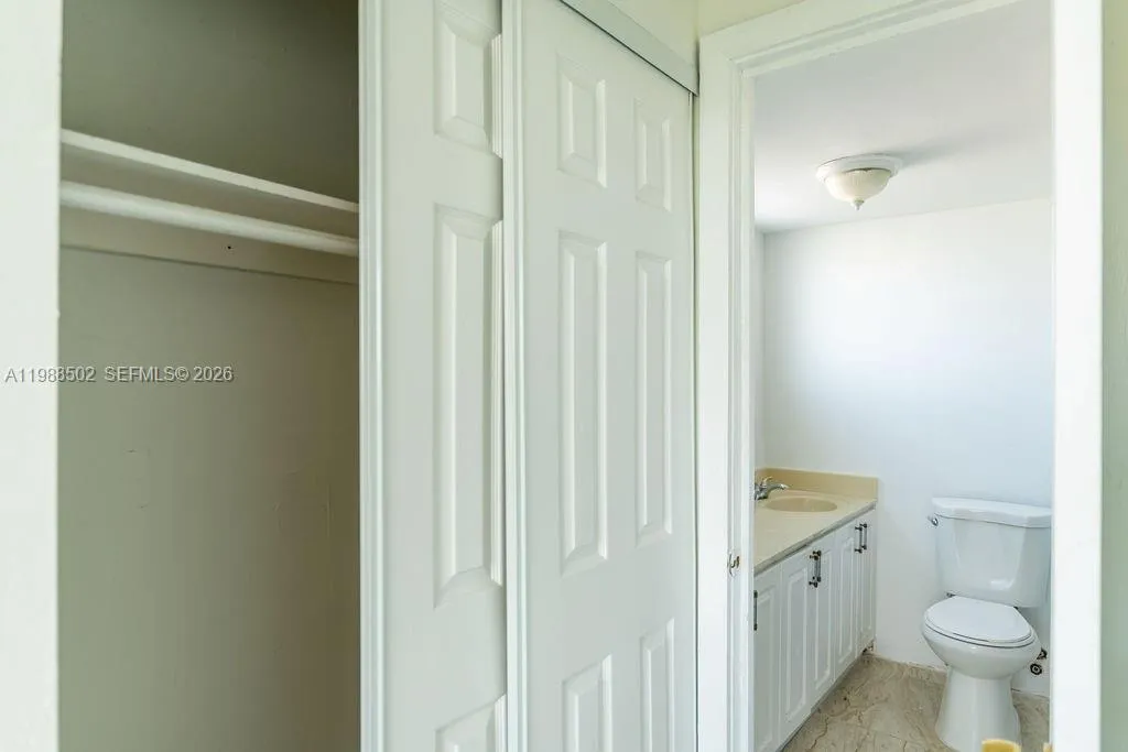 1990 Marseille Dr 402, Miami Beach, Florida 33141, Miami Beach, Florida 33141, 2 Bedrooms Bedrooms, ,2 BathroomsBathrooms,Residential,For Sale,1990 Marseille Dr 402, Miami Beach, Florida 33141,A11988502