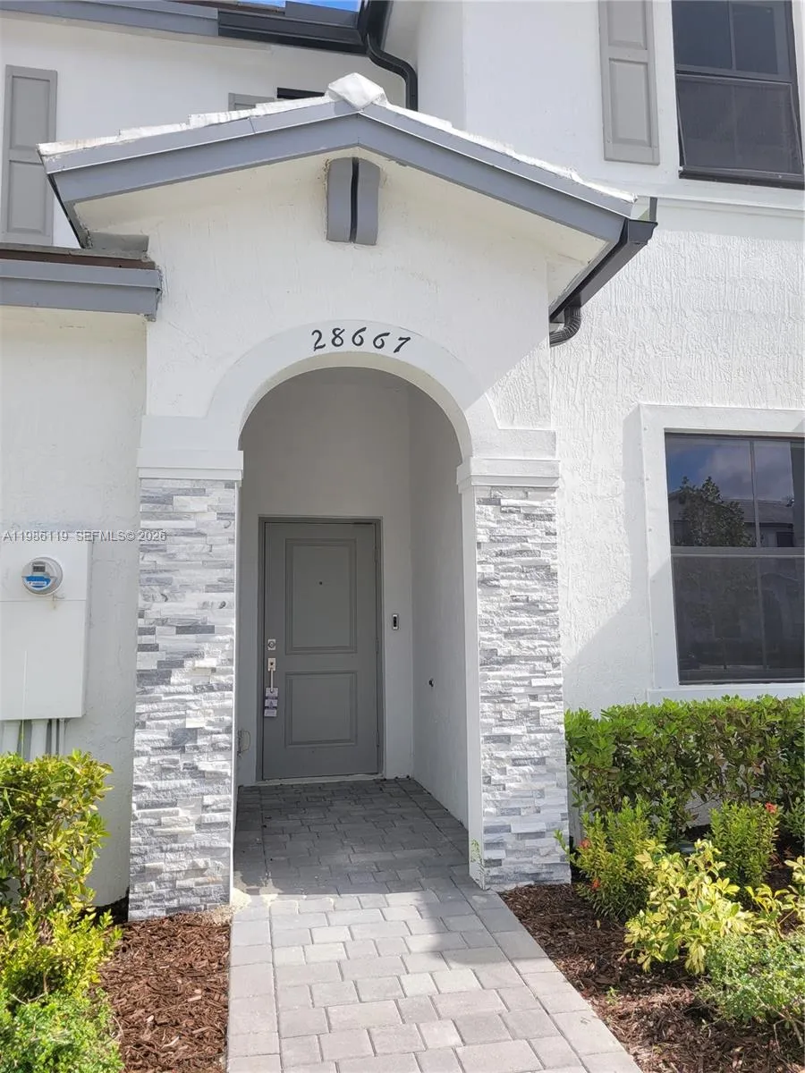 28667 Sw 132nd Ct, Homestead, Florida 33033, Homestead, Florida 33033, 3 Bedrooms Bedrooms, ,3 BathroomsBathrooms,Residential Lease,For Rent,28667 Sw 132nd Ct, Homestead, Florida 33033,A11986119