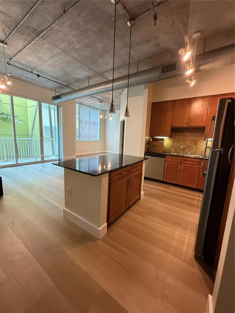 2001 Biscayne Blvd 2217, Miami, Florida 33137, Miami, Florida 33137, 2 Bedrooms Bedrooms, ,2 BathroomsBathrooms,Residential Lease,For Rent,2001 Biscayne Blvd 2217, Miami, Florida 33137,A11988575