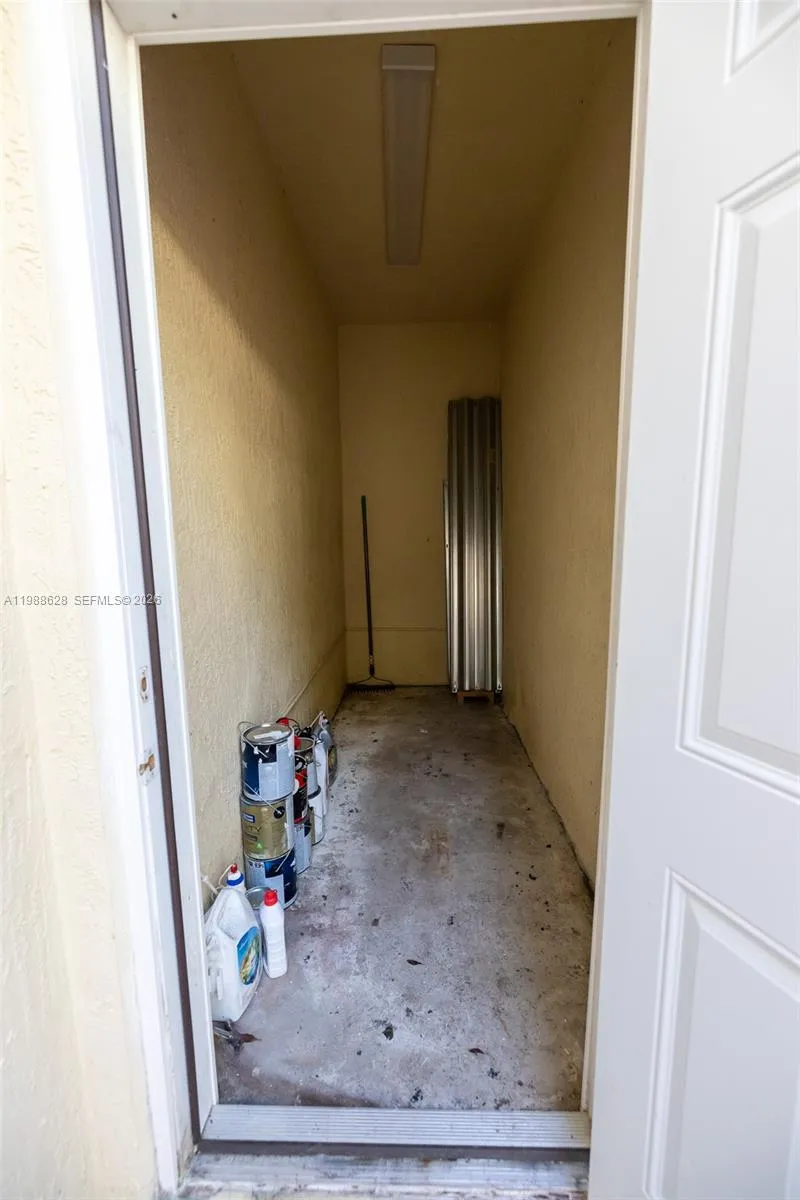 3213 Se 6th St, Homestead, Florida 33033, Homestead, Florida 33033, 3 Bedrooms Bedrooms, ,2 BathroomsBathrooms,Residential Lease,For Rent,3213 Se 6th St, Homestead, Florida 33033,A11988628