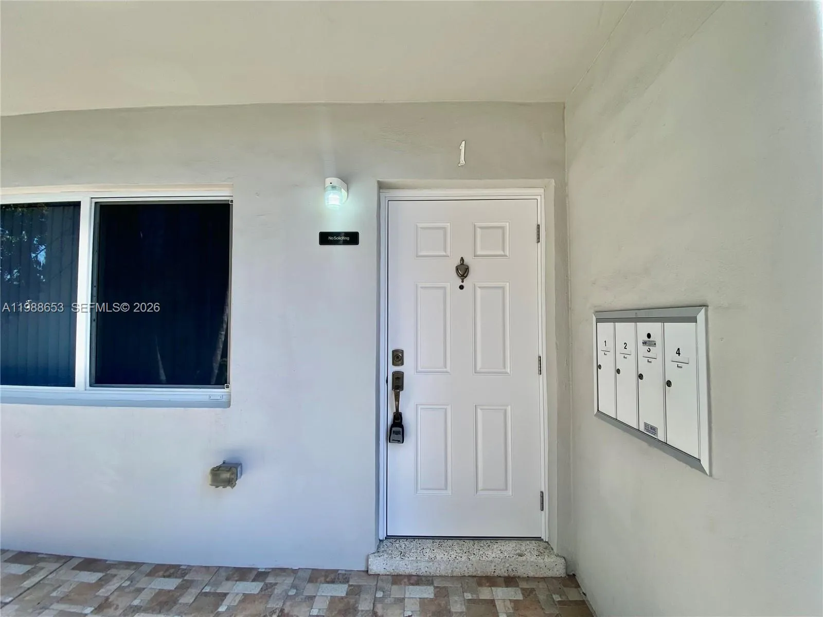 930 Sw 7th Ave 1, Miami, Florida 33130, Miami, Florida 33130, 1 Bedroom Bedrooms, ,1 BathroomBathrooms,Residential Lease,For Rent,930 Sw 7th Ave 1, Miami, Florida 33130,A11988653