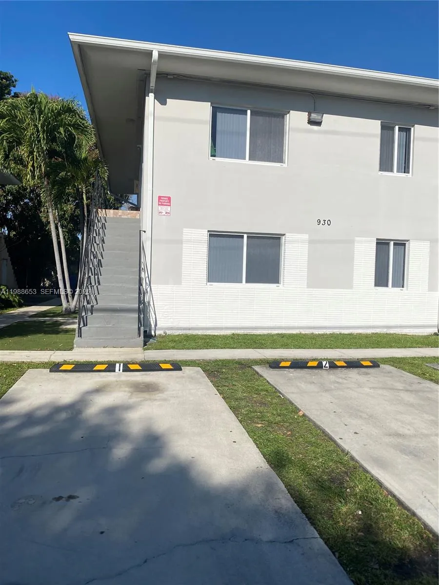 930 Sw 7th Ave 1, Miami, Florida 33130, Miami, Florida 33130, 1 Bedroom Bedrooms, ,1 BathroomBathrooms,Residential Lease,For Rent,930 Sw 7th Ave 1, Miami, Florida 33130,A11988653