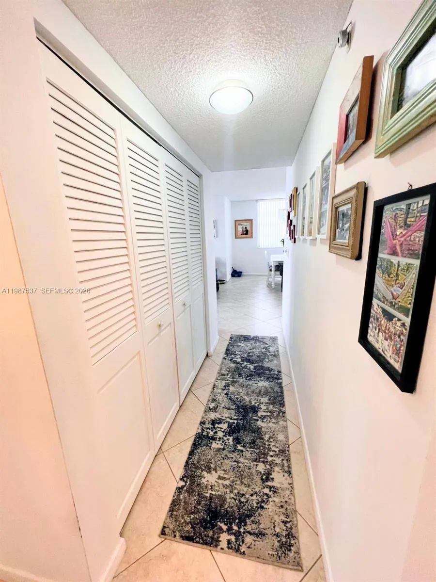 300 Bayview Dr 915, Sunny Isles Beach, Florida 331, Sunny Isles Beach, Florida 33160, 2 Bedrooms Bedrooms, ,2 BathroomsBathrooms,Residential Lease,For Rent,300 Bayview Dr 915, Sunny Isles Beach, Florida 331,A11987537