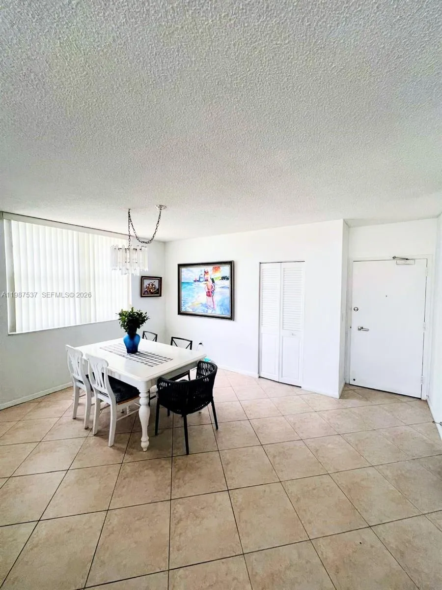 300 Bayview Dr 915, Sunny Isles Beach, Florida 331, Sunny Isles Beach, Florida 33160, 2 Bedrooms Bedrooms, ,2 BathroomsBathrooms,Residential Lease,For Rent,300 Bayview Dr 915, Sunny Isles Beach, Florida 331,A11987537