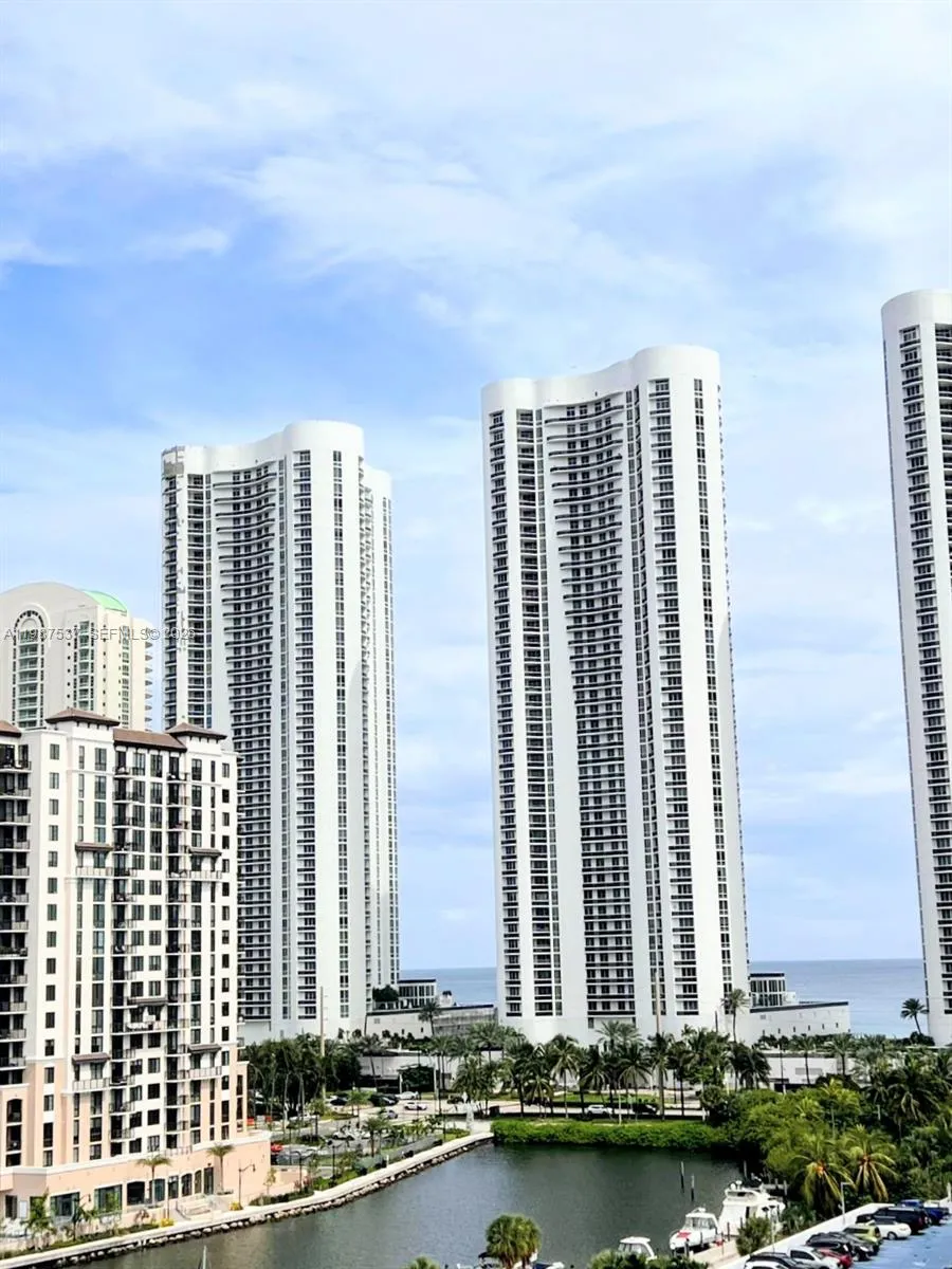 300 Bayview Dr 915, Sunny Isles Beach, Florida 331, Sunny Isles Beach, Florida 33160, 2 Bedrooms Bedrooms, ,2 BathroomsBathrooms,Residential Lease,For Rent,300 Bayview Dr 915, Sunny Isles Beach, Florida 331,A11987537