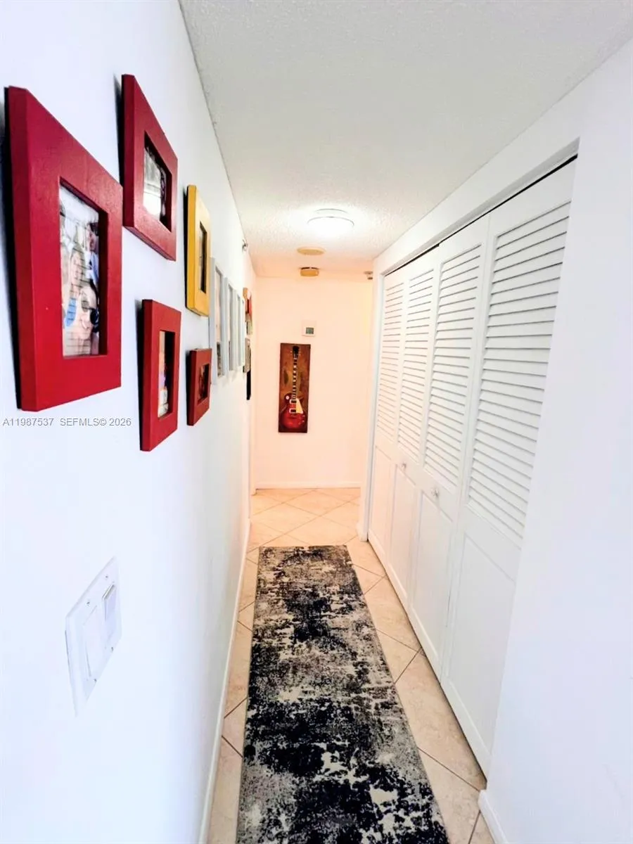 300 Bayview Dr 915, Sunny Isles Beach, Florida 331, Sunny Isles Beach, Florida 33160, 2 Bedrooms Bedrooms, ,2 BathroomsBathrooms,Residential Lease,For Rent,300 Bayview Dr 915, Sunny Isles Beach, Florida 331,A11987537