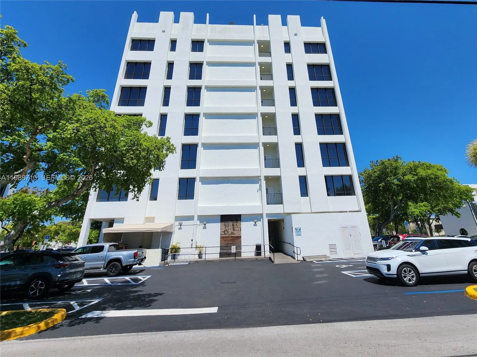 2450 Hollywood Blvd Cu404, Hollywood, Florida 3302, Hollywood, Florida 33020, ,Commercial Lease,For Rent,2450 Hollywood Blvd Cu404, Hollywood, Florida 3302,A11988710