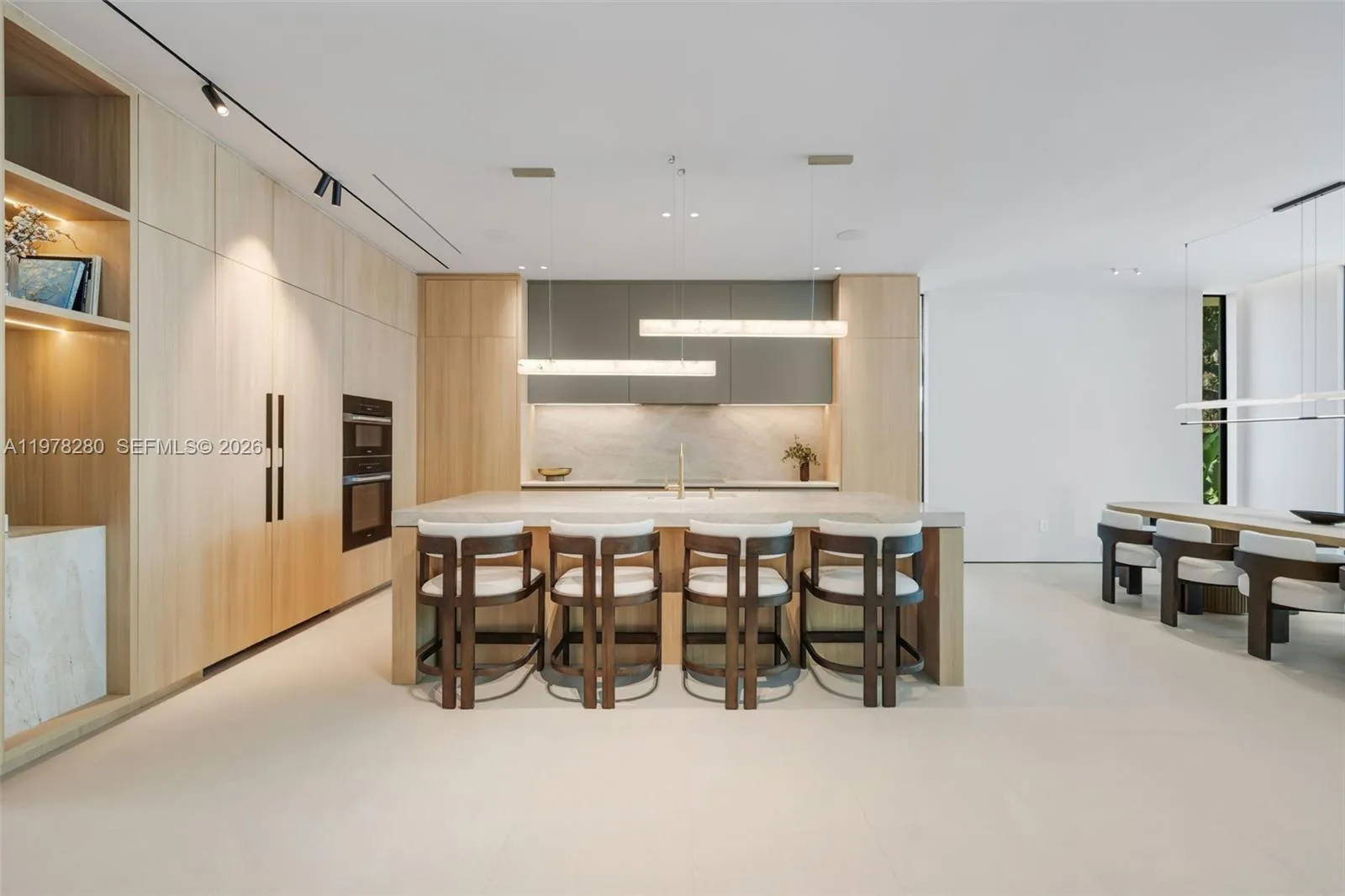 3457 Oak Ave, Miami, Florida 33133, Miami, Florida 33133, 4 Bedrooms Bedrooms, ,4 BathroomsBathrooms,Residential,For Sale,3457 Oak Ave, Miami, Florida 33133,A11978280