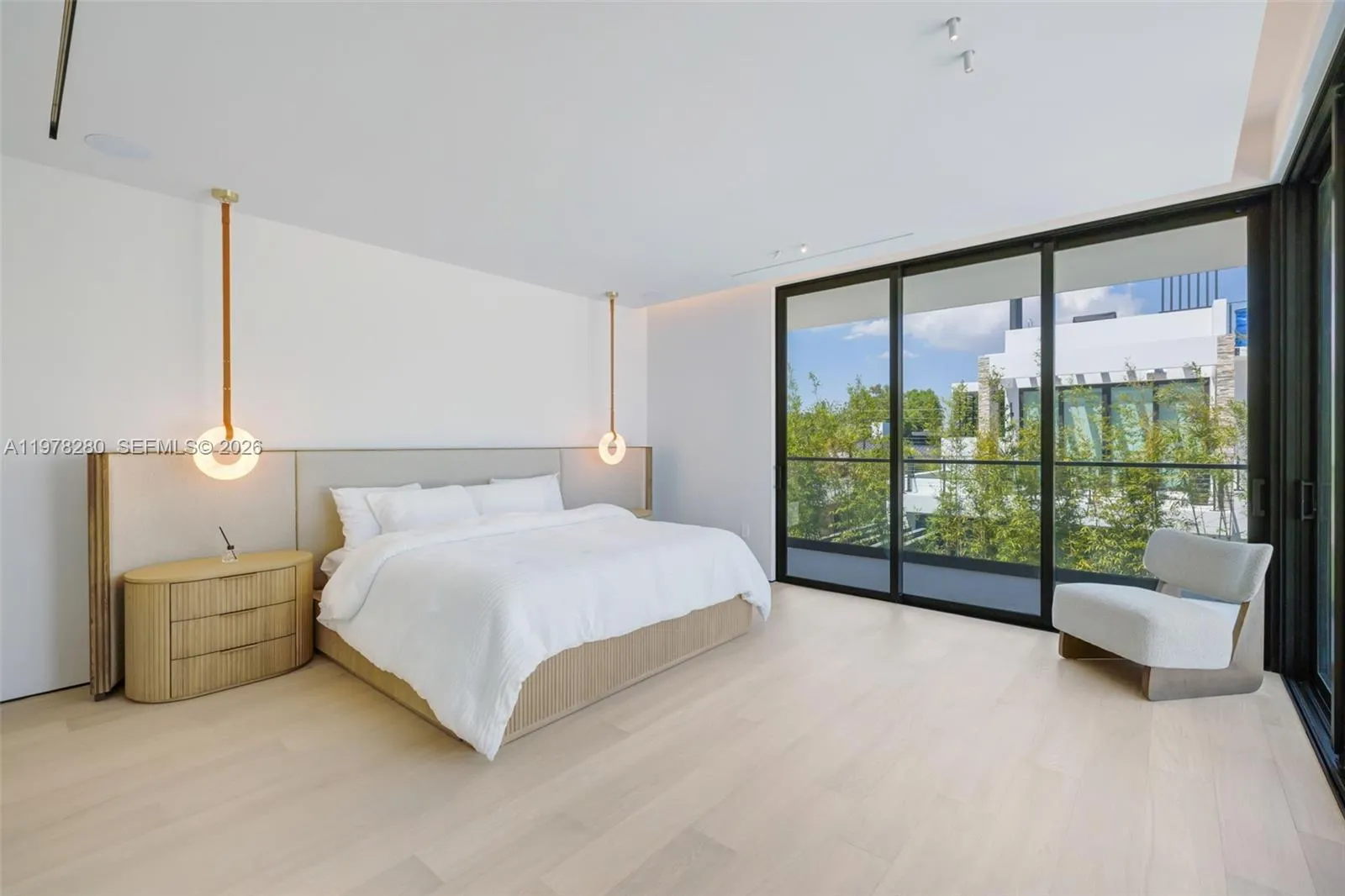 3457 Oak Ave, Miami, Florida 33133, Miami, Florida 33133, 4 Bedrooms Bedrooms, ,4 BathroomsBathrooms,Residential,For Sale,3457 Oak Ave, Miami, Florida 33133,A11978280