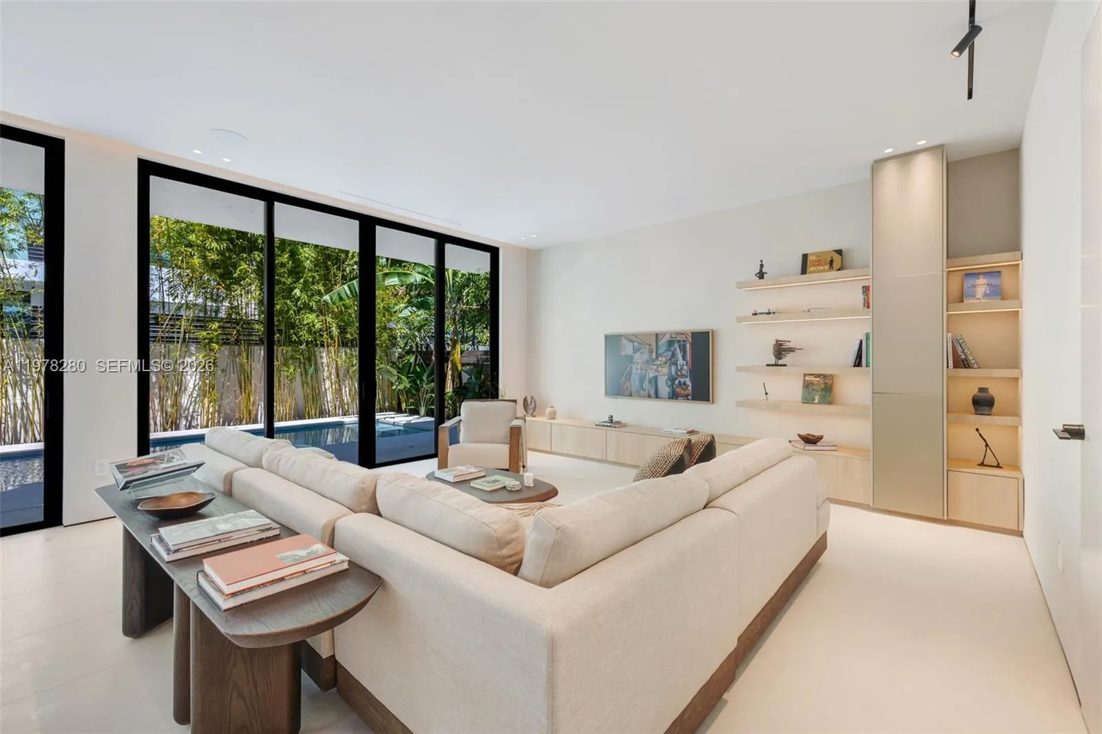 3457 Oak Ave, Miami, Florida 33133, Miami, Florida 33133, 4 Bedrooms Bedrooms, ,4 BathroomsBathrooms,Residential,For Sale,3457 Oak Ave, Miami, Florida 33133,A11978280