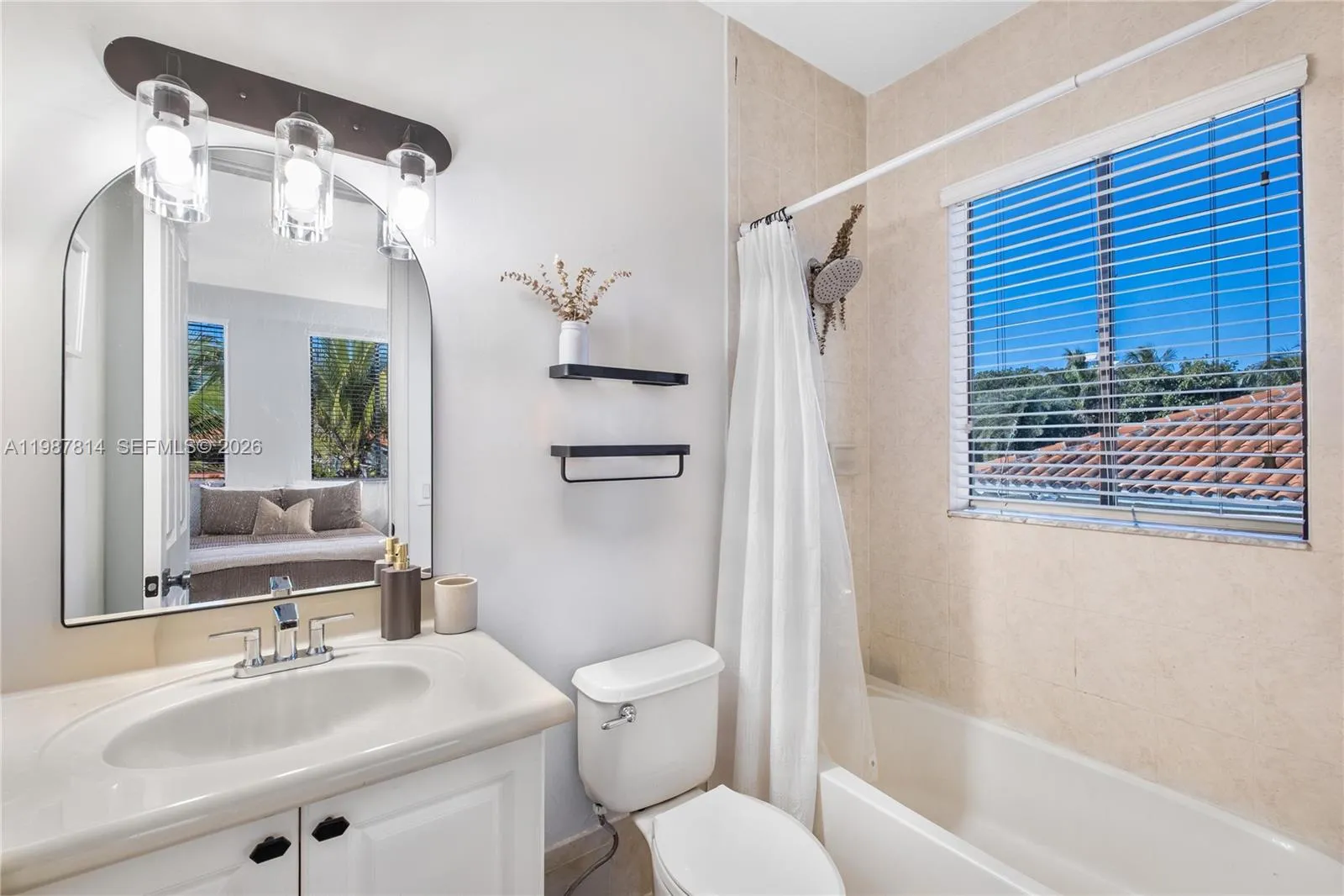 7726 Sw 193rd Ln 7726, Cutler Bay, Florida 33157, Cutler Bay, Florida 33157, 5 Bedrooms Bedrooms, ,4 BathroomsBathrooms,Residential Lease,For Rent,7726 Sw 193rd Ln 7726, Cutler Bay, Florida 33157,A11987814