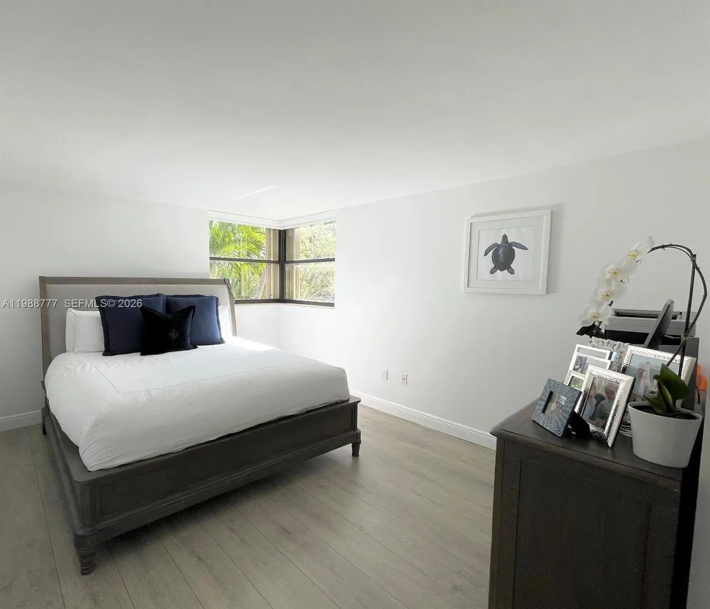 101 Ocean Lane Dr 304, Key Biscayne, Florida 33149, Key Biscayne, Florida 33149, 2 Bedrooms Bedrooms, ,2 BathroomsBathrooms,Residential Lease,For Rent,101 Ocean Lane Dr 304, Key Biscayne, Florida 33149,A11988777