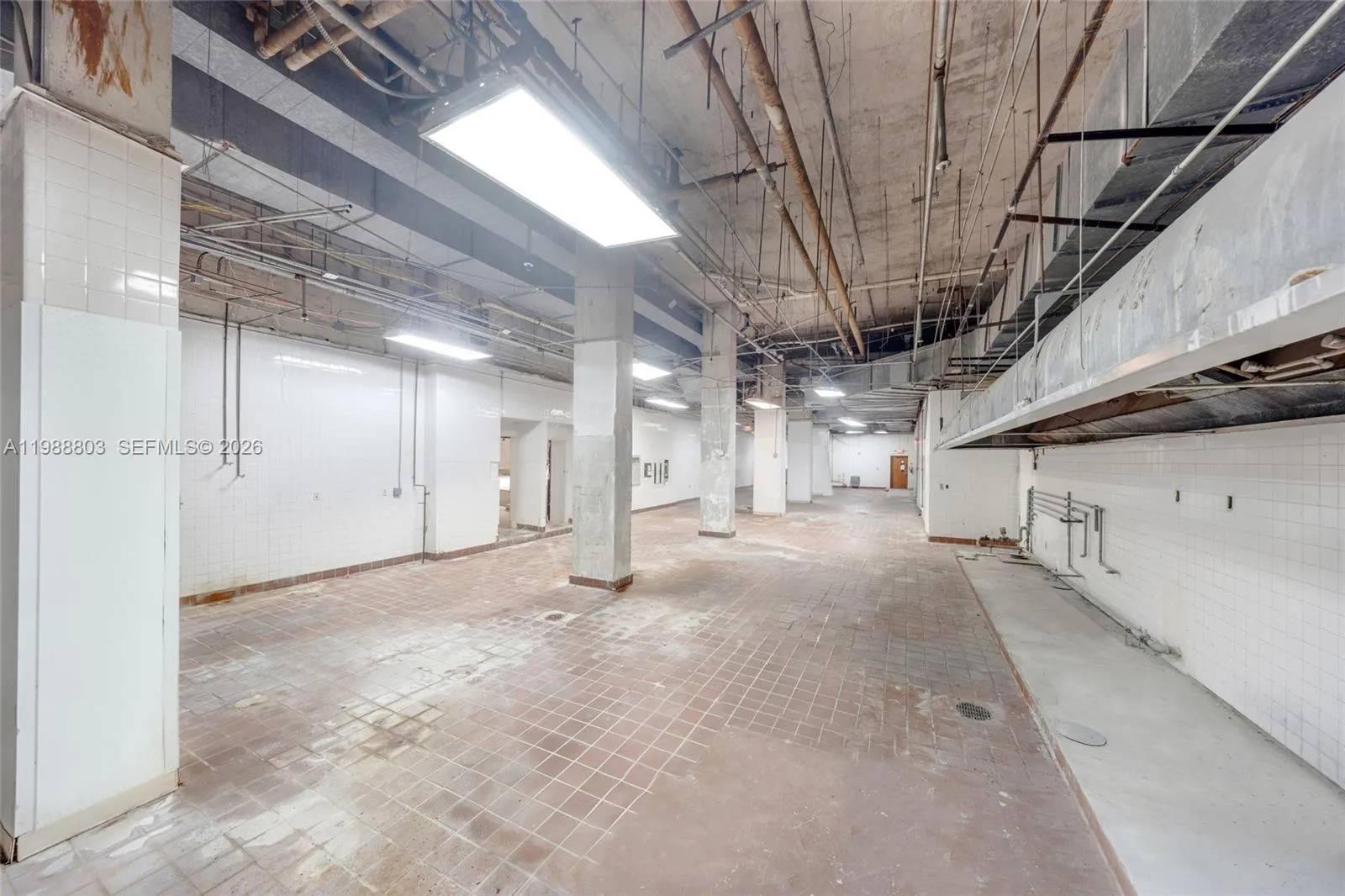 5445 Collins Ave Cu2, Miami Beach, Florida 33140, Miami Beach, Florida 33140, ,Commercial Sale,For Sale,5445 Collins Ave Cu2, Miami Beach, Florida 33140,A11988803