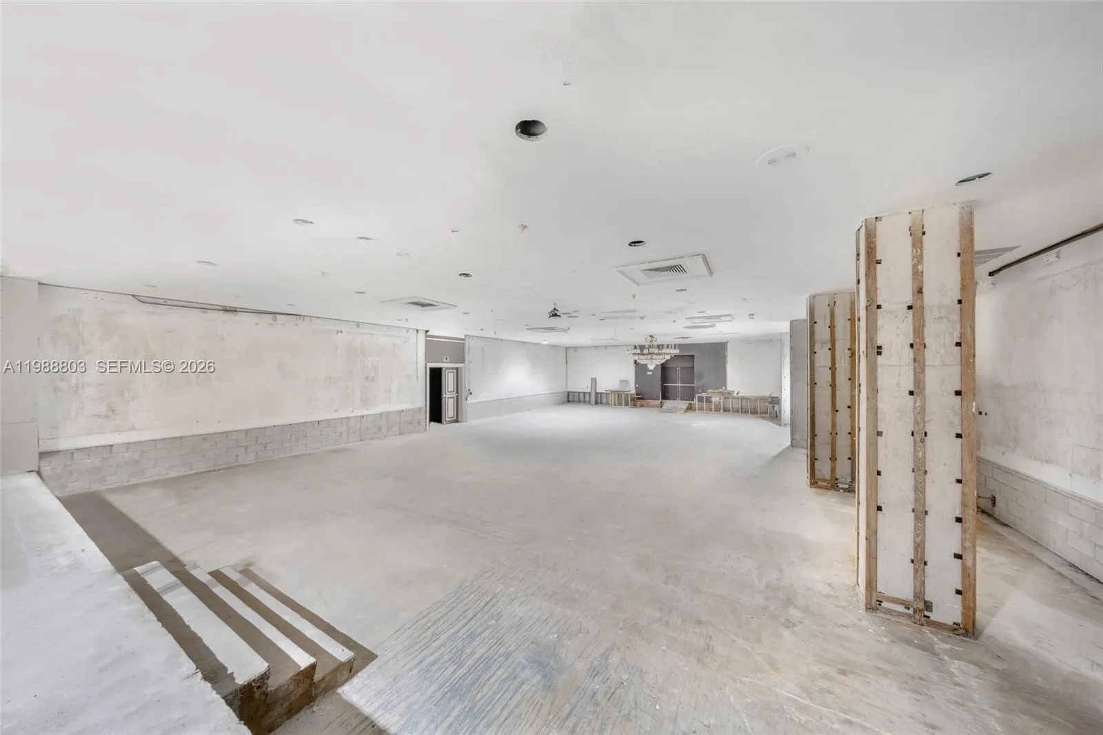 5445 Collins Ave Cu2, Miami Beach, Florida 33140, Miami Beach, Florida 33140, ,Commercial Sale,For Sale,5445 Collins Ave Cu2, Miami Beach, Florida 33140,A11988803