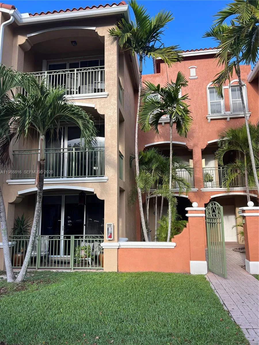 6420 Nw 114th Ave 1323, Doral, Florida 33178, Doral, Florida 33178, 2 Bedrooms Bedrooms, ,2 BathroomsBathrooms,Residential Lease,For Rent,6420 Nw 114th Ave 1323, Doral, Florida 33178,A11988816