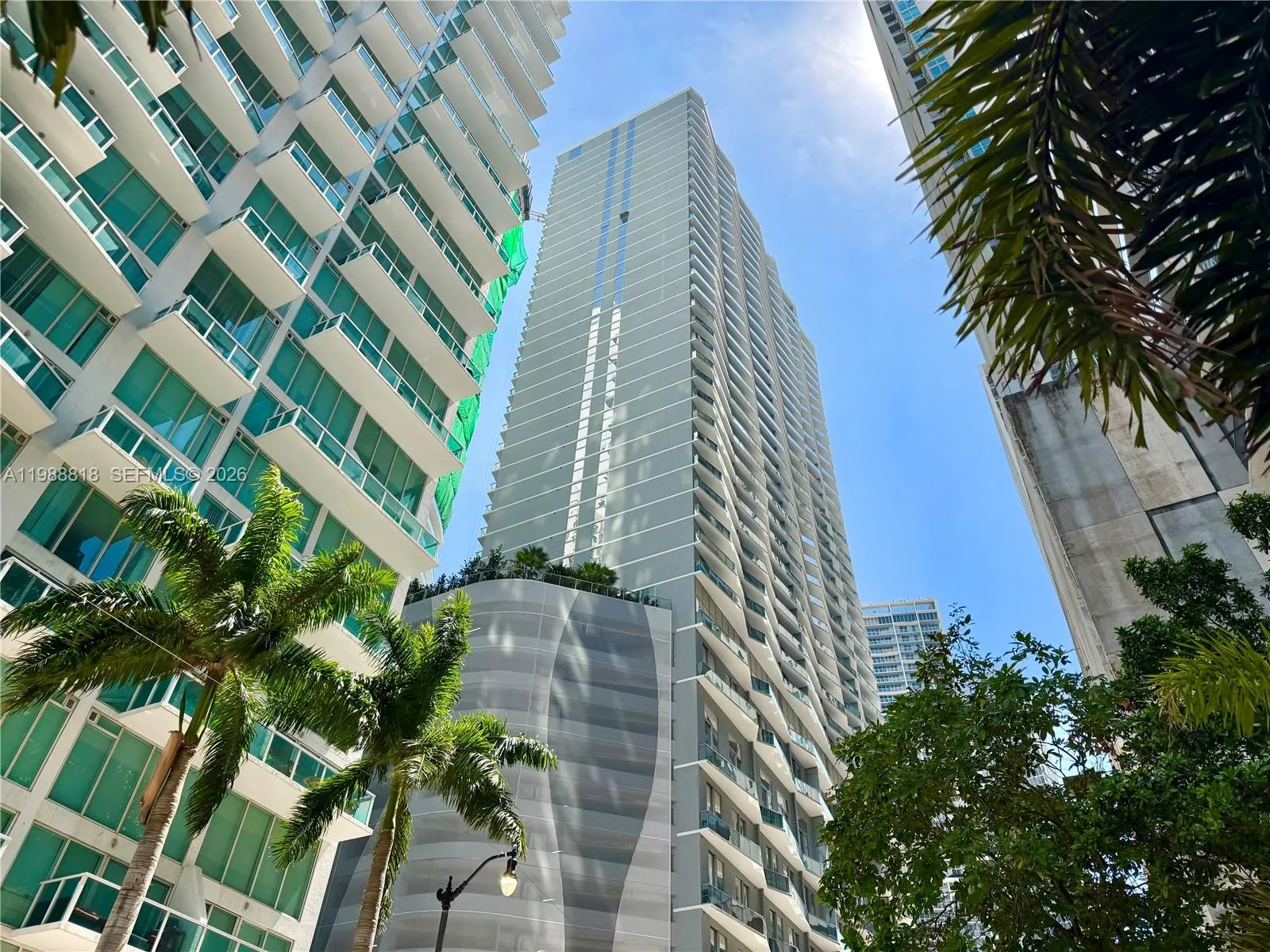 77 Se 5th St 1615, Miami, Florida 33131, Miami, Florida 33131, 1 Bedroom Bedrooms, ,1 BathroomBathrooms,Residential Lease,For Rent,77 Se 5th St 1615, Miami, Florida 33131,A11988818