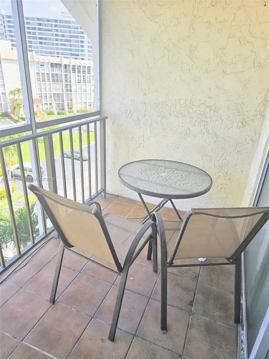 601 Three Islands Blvd 511, Hallandale Beach, Flor, Hallandale Beach, Florida 33009, 1 Bedroom Bedrooms, ,1 BathroomBathrooms,Residential Lease,For Rent,601 Three Islands Blvd 511, Hallandale Beach, Flor,A11988230