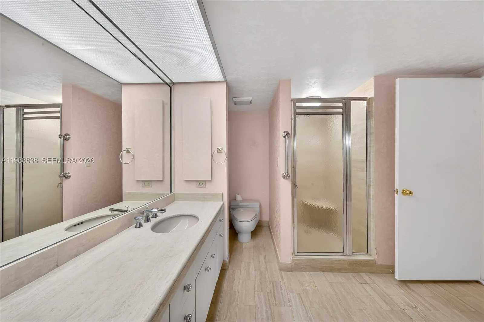 19667 Turnberry Way 6a, Aventura, Florida 33180, Aventura, Florida 33180, 2 Bedrooms Bedrooms, ,2 BathroomsBathrooms,Residential,For Sale,19667 Turnberry Way 6a, Aventura, Florida 33180,A11988838