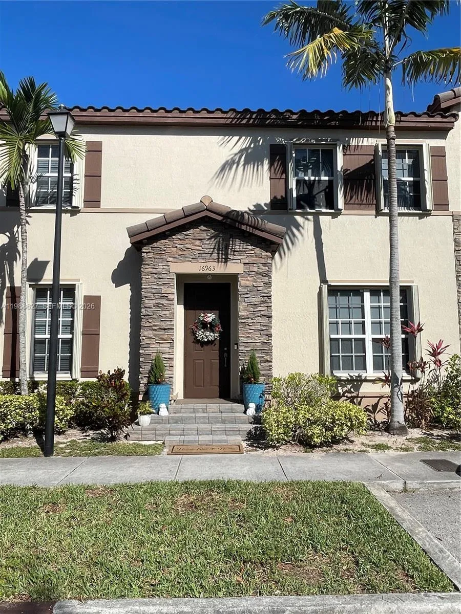 16963 Sw 92nd St 16963, Miami, Florida 33196, Miami, Florida 33196, 3 Bedrooms Bedrooms, ,2 BathroomsBathrooms,Residential Lease,For Rent,16963 Sw 92nd St 16963, Miami, Florida 33196,A11988827 16963 Sw 92nd St 16963, Miami, Florida 33196, Miami, Florida 33196, 3 Bedrooms Bedrooms, ,2 BathroomsBathrooms,Residential Lease,For Rent,16963 Sw 92nd St 16963, Miami, Florida 33196,A11988827
