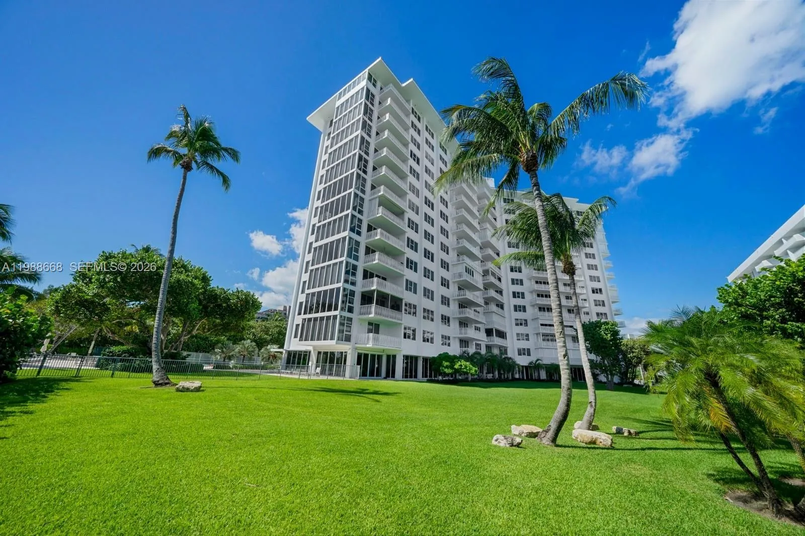 200 Ocean Lane Dr 1102, Key Biscayne, Florida 3314, Key Biscayne, Florida 33149, 2 Bedrooms Bedrooms, ,2 BathroomsBathrooms,Residential,For Sale,200 Ocean Lane Dr 1102, Key Biscayne, Florida 3314,A11988668