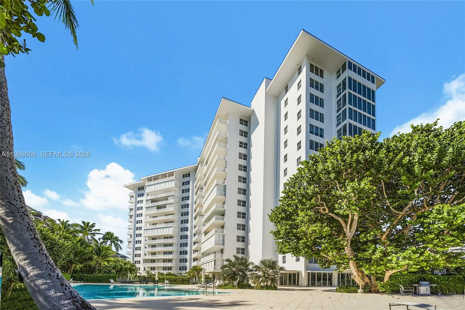 200 Ocean Lane Dr 1102, Key Biscayne, Florida 3314, Key Biscayne, Florida 33149, 2 Bedrooms Bedrooms, ,2 BathroomsBathrooms,Residential,For Sale,200 Ocean Lane Dr 1102, Key Biscayne, Florida 3314,A11988668