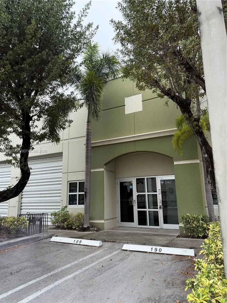 1845 Nw 112th Ave 190, Sweetwater, Florida 33172, Sweetwater, Florida 33172, ,Commercial Lease,For Rent,1845 Nw 112th Ave 190, Sweetwater, Florida 33172,A11988857