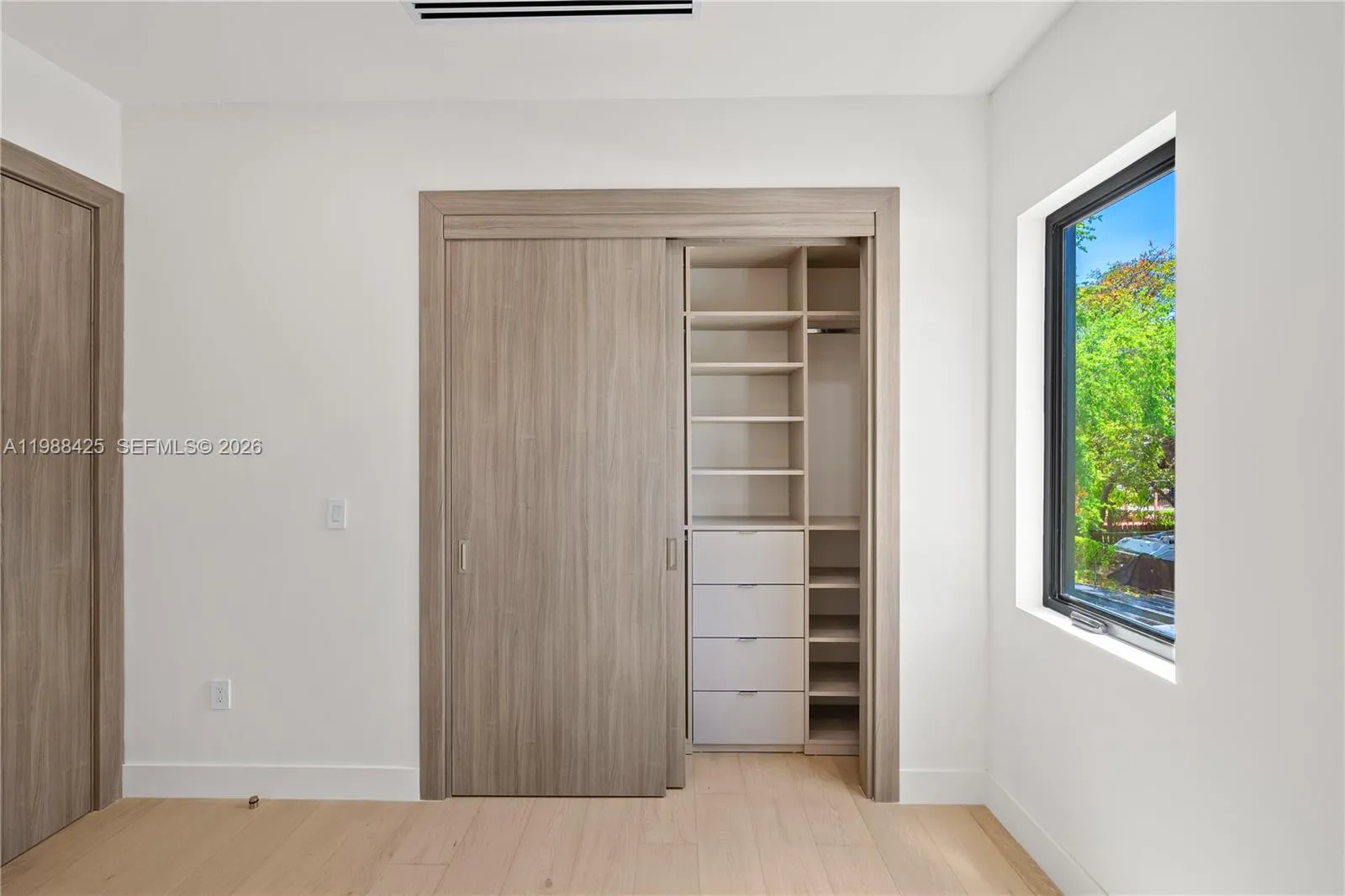 280 Nw 47th St, Miami, Florida 33127, Miami, Florida 33127, 5 Bedrooms Bedrooms, ,6 BathroomsBathrooms,Residential,For Sale,280 Nw 47th St, Miami, Florida 33127,A11988425