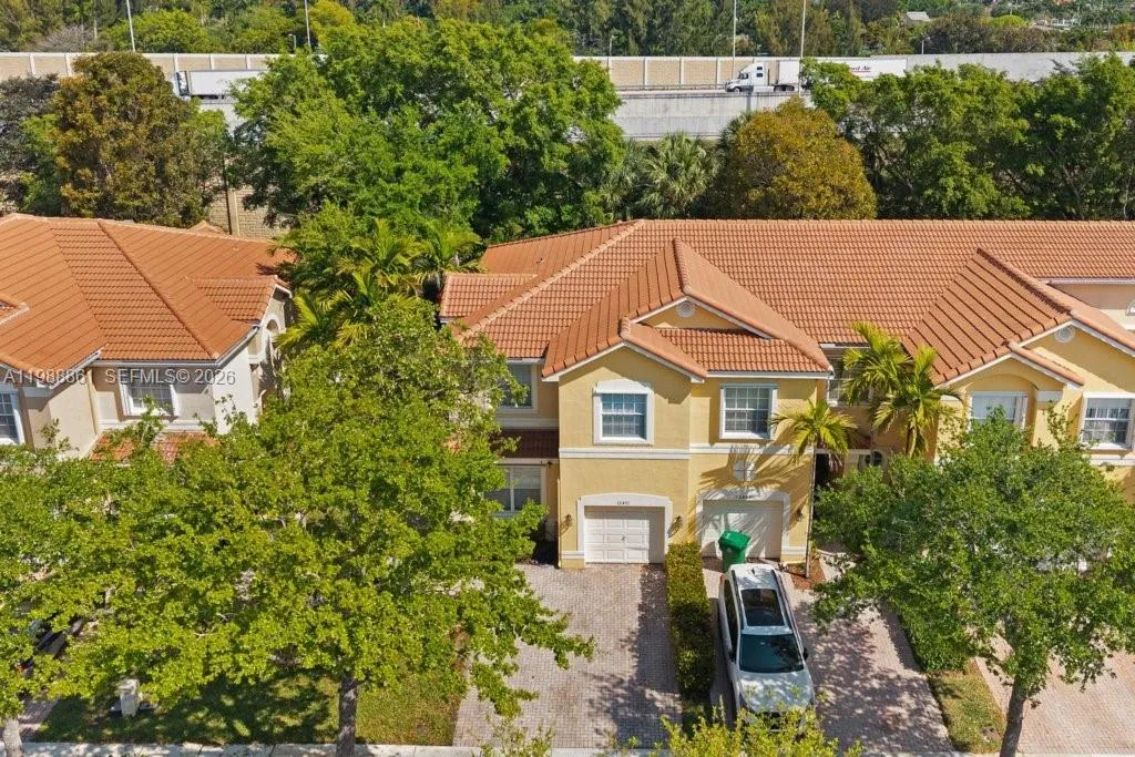 12471 Sw 42nd St, Miramar, Florida 33027, Miramar, Florida 33027, 4 Bedrooms Bedrooms, ,3 BathroomsBathrooms,Residential Lease,For Rent,12471 Sw 42nd St, Miramar, Florida 33027,A11988861