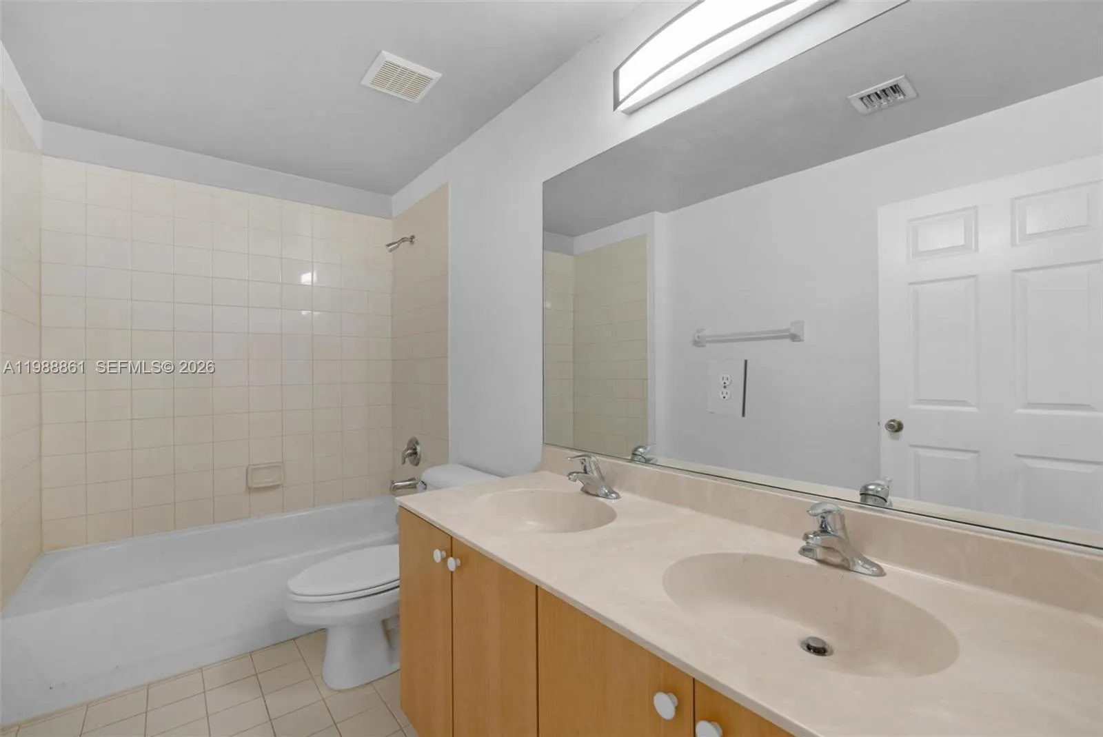 12471 Sw 42nd St, Miramar, Florida 33027, Miramar, Florida 33027, 4 Bedrooms Bedrooms, ,3 BathroomsBathrooms,Residential Lease,For Rent,12471 Sw 42nd St, Miramar, Florida 33027,A11988861