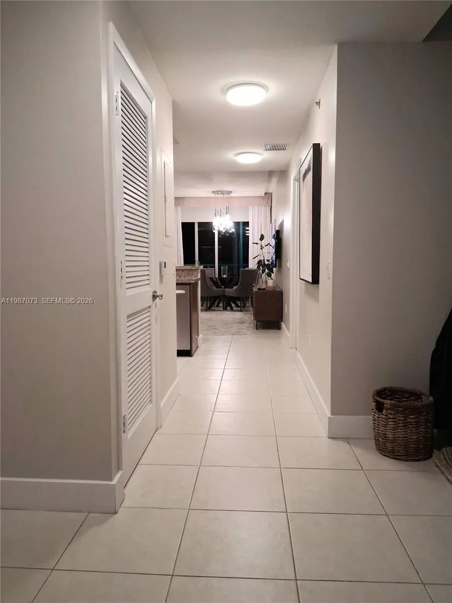 2641 N Flamingo Rd 2607n, Sunrise, Florida 33323, Sunrise, Florida 33323, 1 Bedroom Bedrooms, ,2 BathroomsBathrooms,Residential Lease,For Rent,2641 N Flamingo Rd 2607n, Sunrise, Florida 33323,A11987073