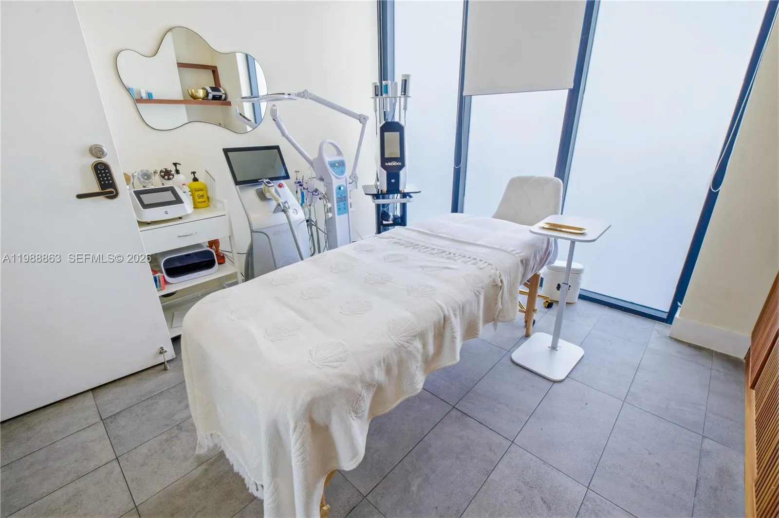 239 Sw 9th St 802, Miami, Florida 33130, Miami, Florida 33130, ,Commercial Sale,For Sale,239 Sw 9th St 802, Miami, Florida 33130,A11988863