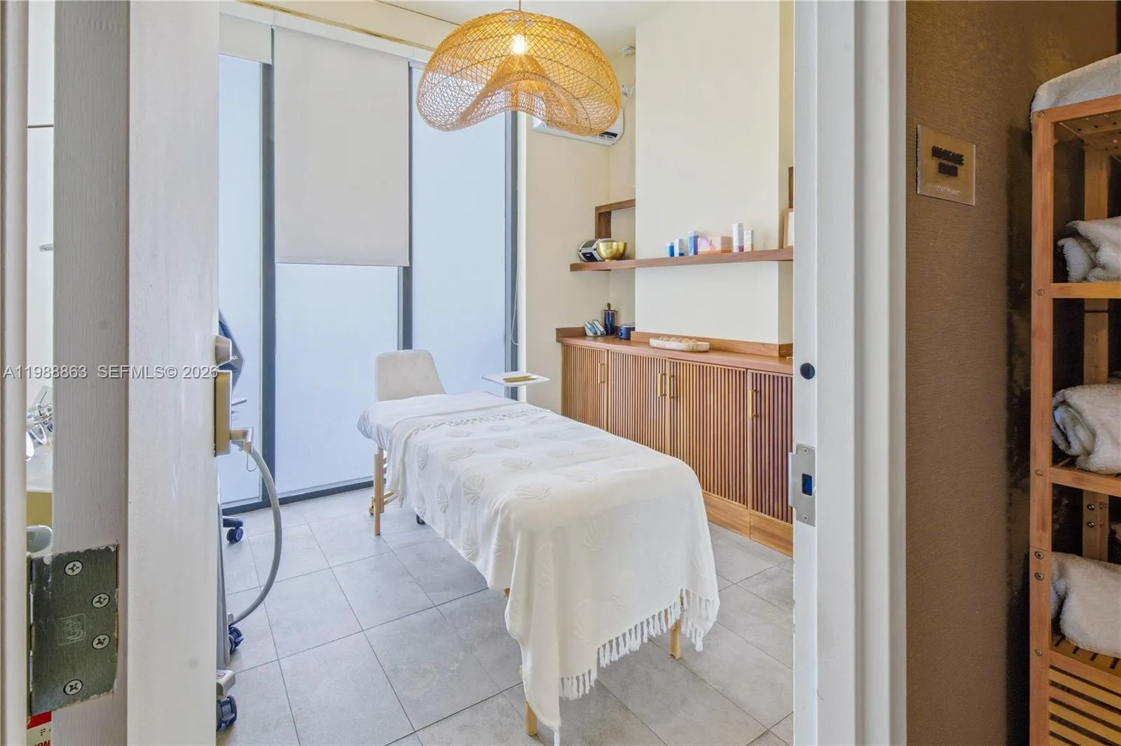 239 Sw 9th St 802, Miami, Florida 33130, Miami, Florida 33130, ,Commercial Sale,For Sale,239 Sw 9th St 802, Miami, Florida 33130,A11988863