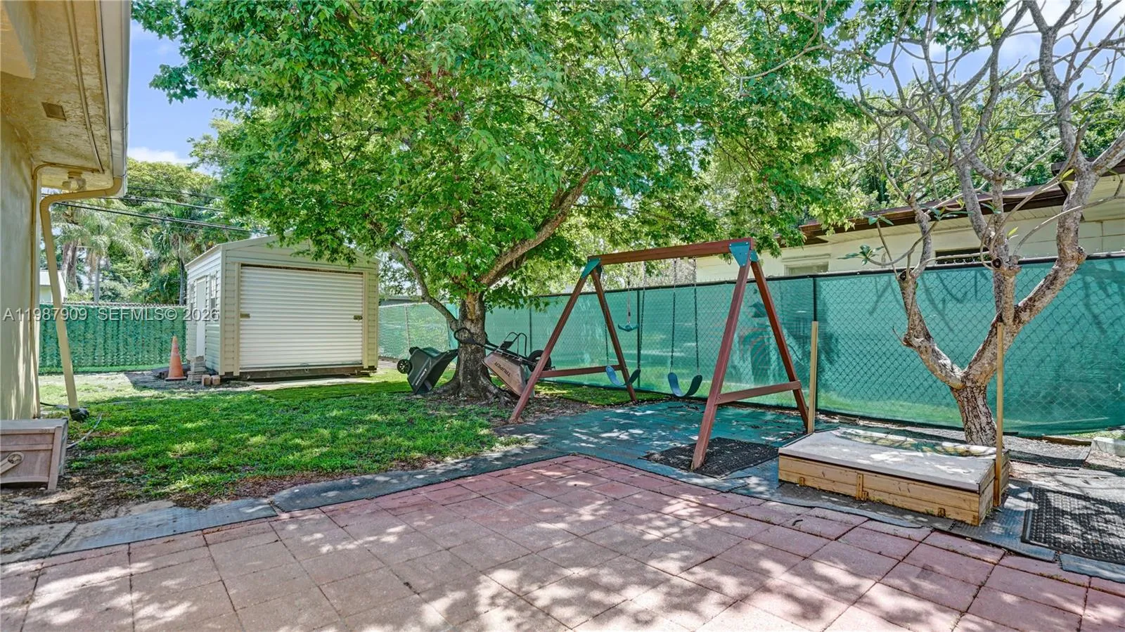 1007 N 31st Rd, Hollywood, Florida 33021, Hollywood, Florida 33021, 3 Bedrooms Bedrooms, ,2 BathroomsBathrooms,Residential,For Sale,1007 N 31st Rd, Hollywood, Florida 33021,A11987909