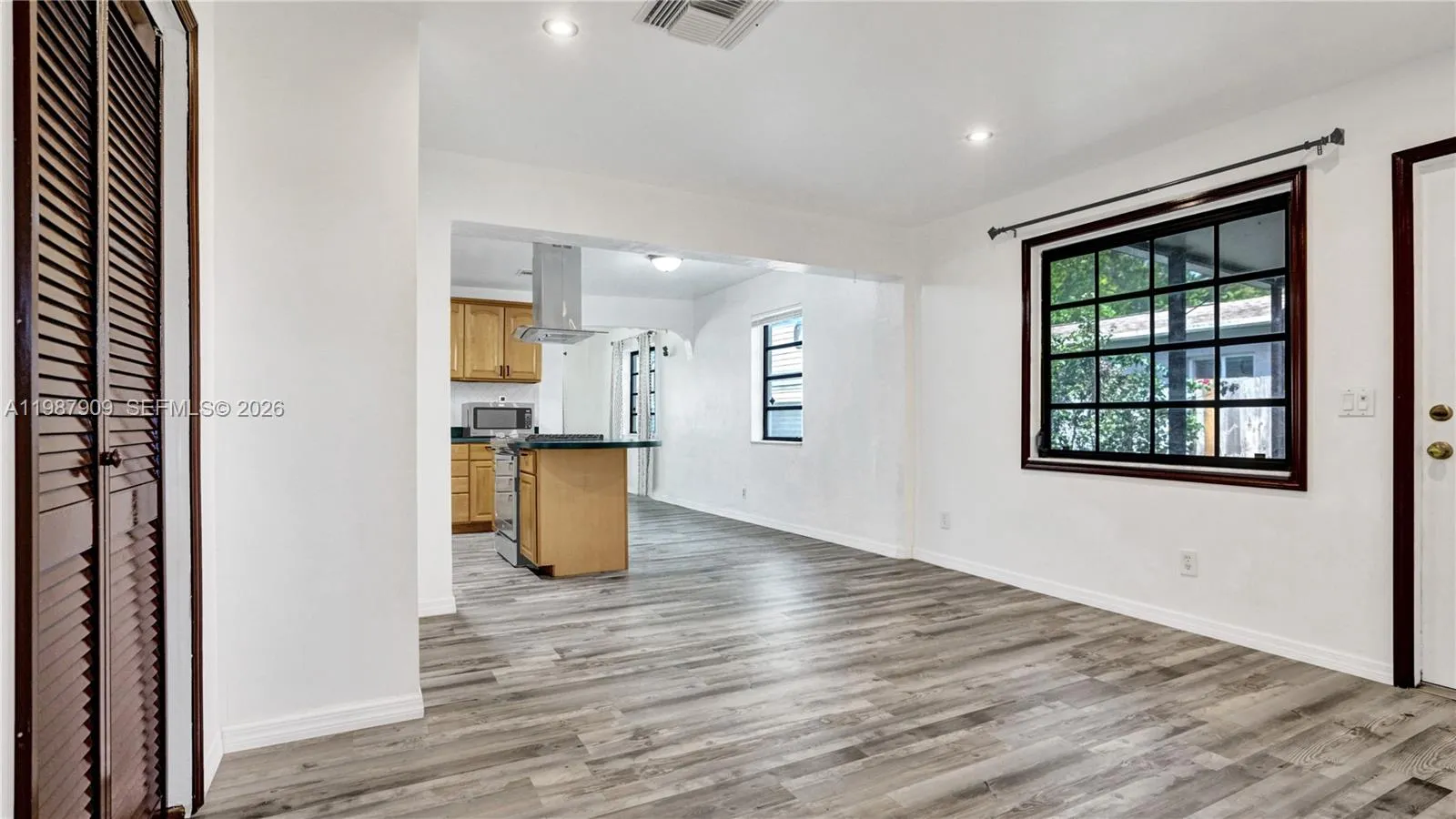 1007 N 31st Rd, Hollywood, Florida 33021, Hollywood, Florida 33021, 3 Bedrooms Bedrooms, ,2 BathroomsBathrooms,Residential,For Sale,1007 N 31st Rd, Hollywood, Florida 33021,A11987909