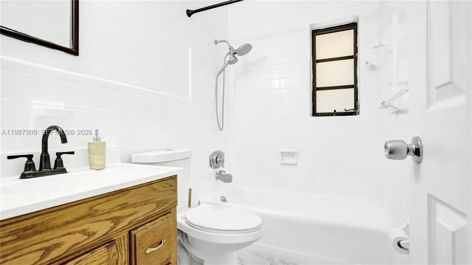 1007 N 31st Rd, Hollywood, Florida 33021, Hollywood, Florida 33021, 3 Bedrooms Bedrooms, ,2 BathroomsBathrooms,Residential,For Sale,1007 N 31st Rd, Hollywood, Florida 33021,A11987909