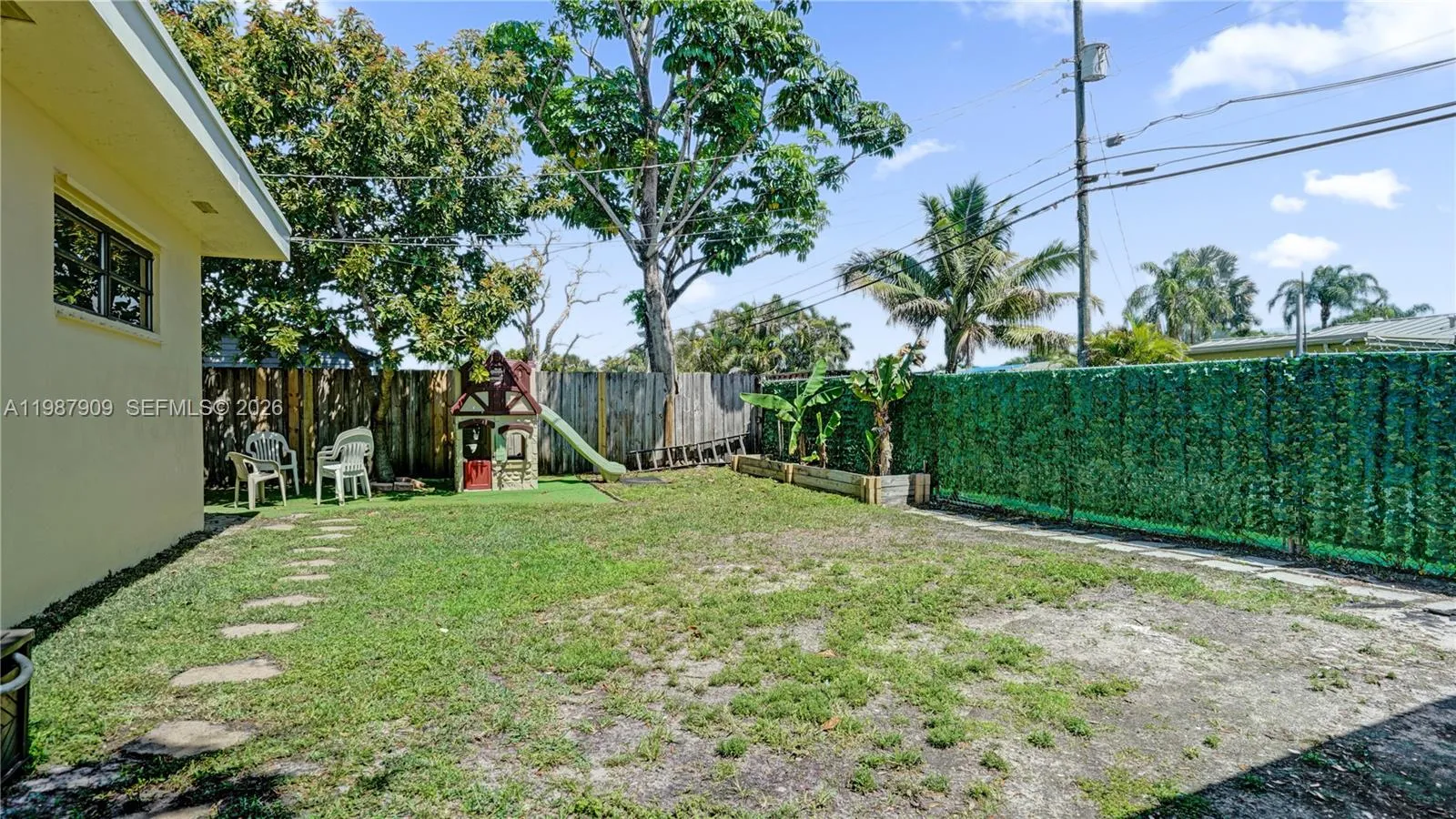 1007 N 31st Rd, Hollywood, Florida 33021, Hollywood, Florida 33021, 3 Bedrooms Bedrooms, ,2 BathroomsBathrooms,Residential,For Sale,1007 N 31st Rd, Hollywood, Florida 33021,A11987909