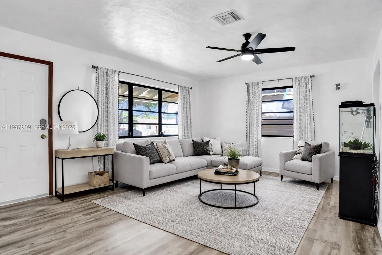 1007 N 31st Rd, Hollywood, Florida 33021, Hollywood, Florida 33021, 3 Bedrooms Bedrooms, ,2 BathroomsBathrooms,Residential,For Sale,1007 N 31st Rd, Hollywood, Florida 33021,A11987909