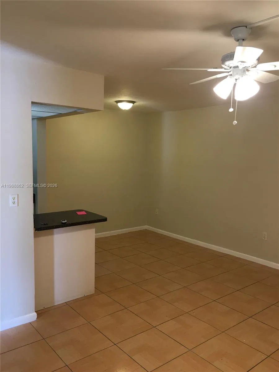 1851 Ne 168th St A10, North Miami Beach, Florida 3, North Miami Beach, Florida 33162, 1 Bedroom Bedrooms, ,1 BathroomBathrooms,Residential,For Sale,1851 Ne 168th St A10, North Miami Beach, Florida 3,A11988862
