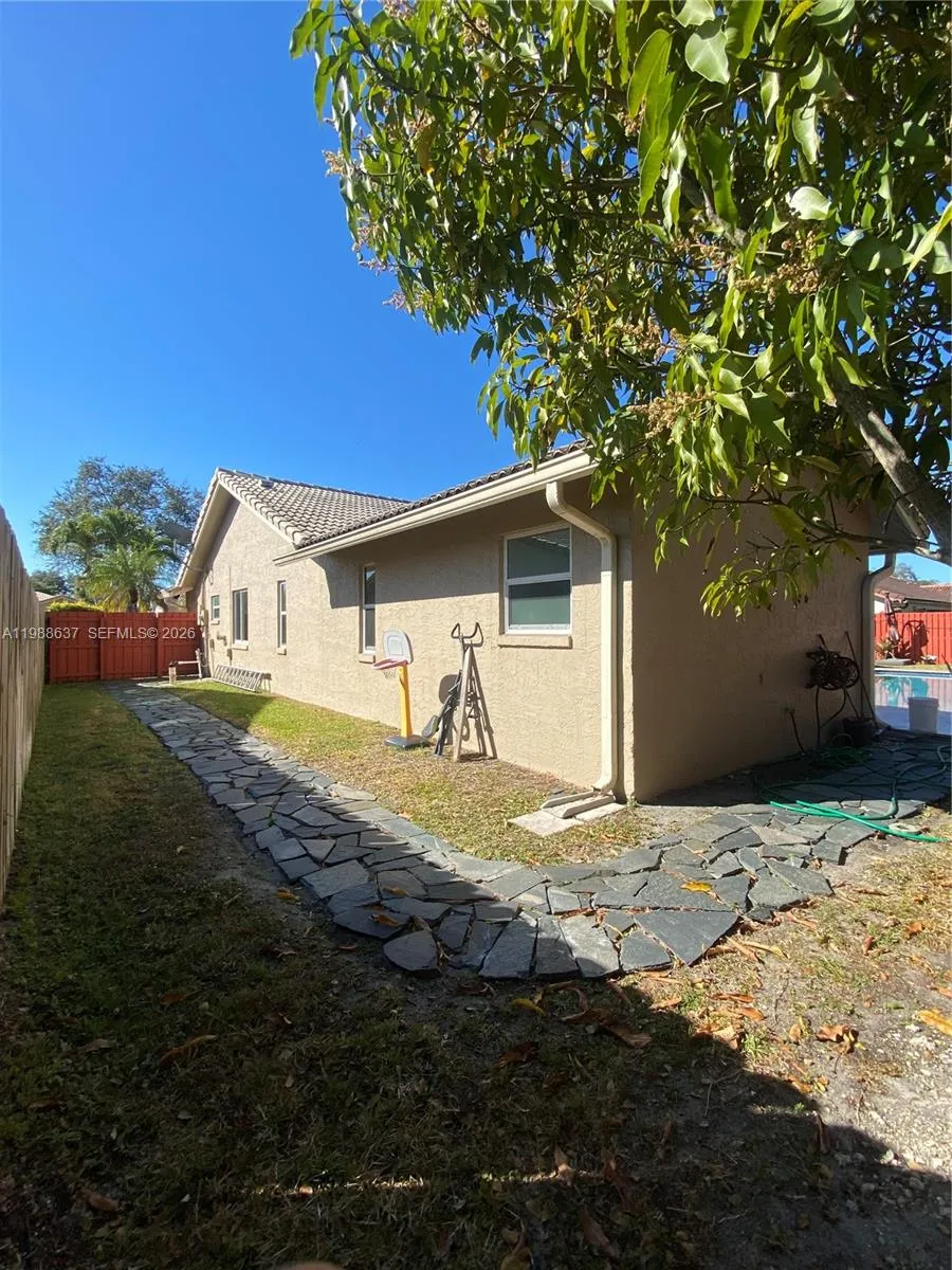 Coral Springs, Florida 33071, 4 Bedrooms Bedrooms, ,2 BathroomsBathrooms,Residential Lease,For Rent,A11988637