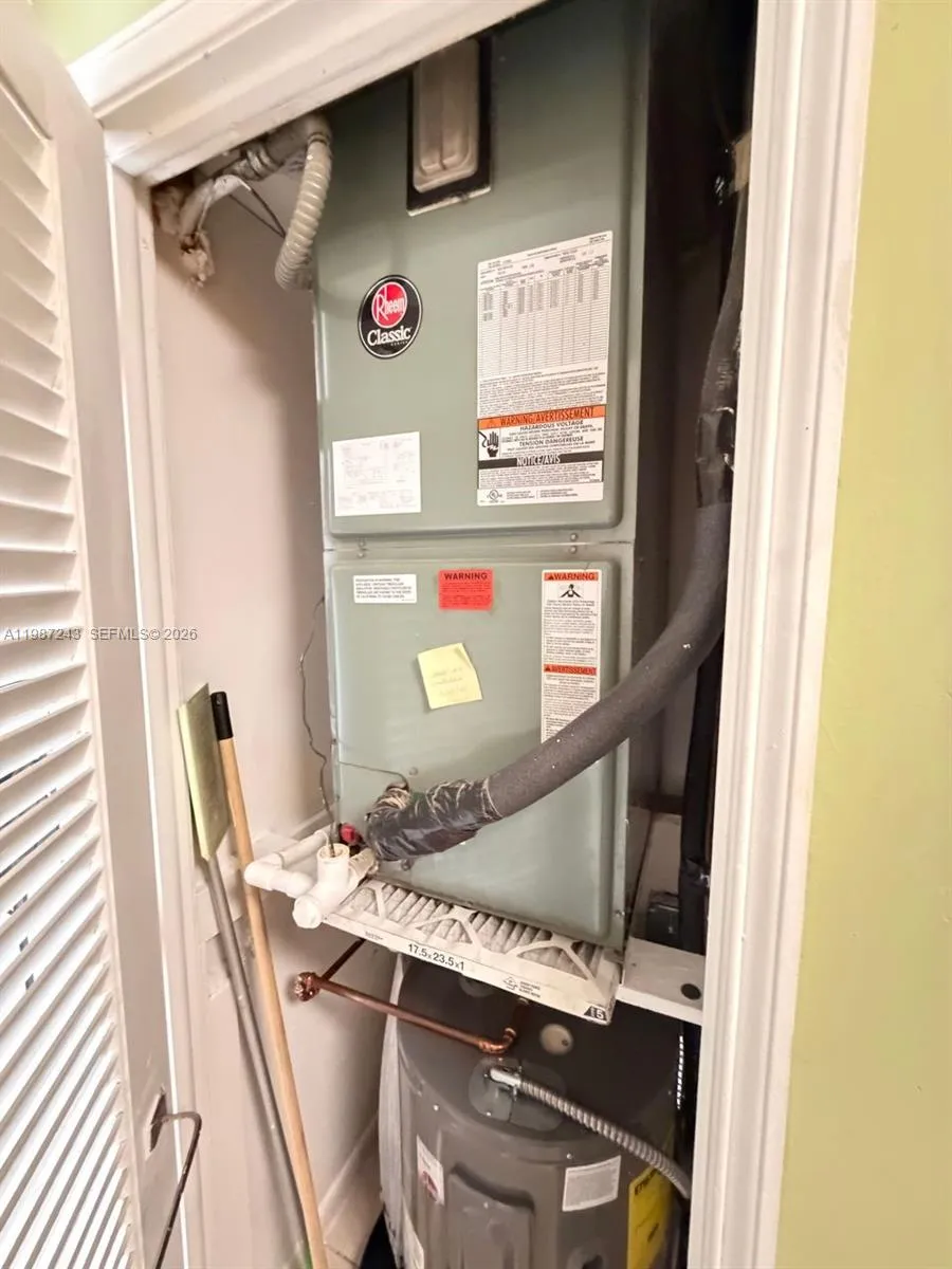 900 Ne 18th Avenue 304, Fort Lauderdale, Florida 3, Fort Lauderdale, Florida 33304, 1 Bedroom Bedrooms, ,1 BathroomBathrooms,Residential,For Sale,900 Ne 18th Avenue 304, Fort Lauderdale, Florida 3,A11987243