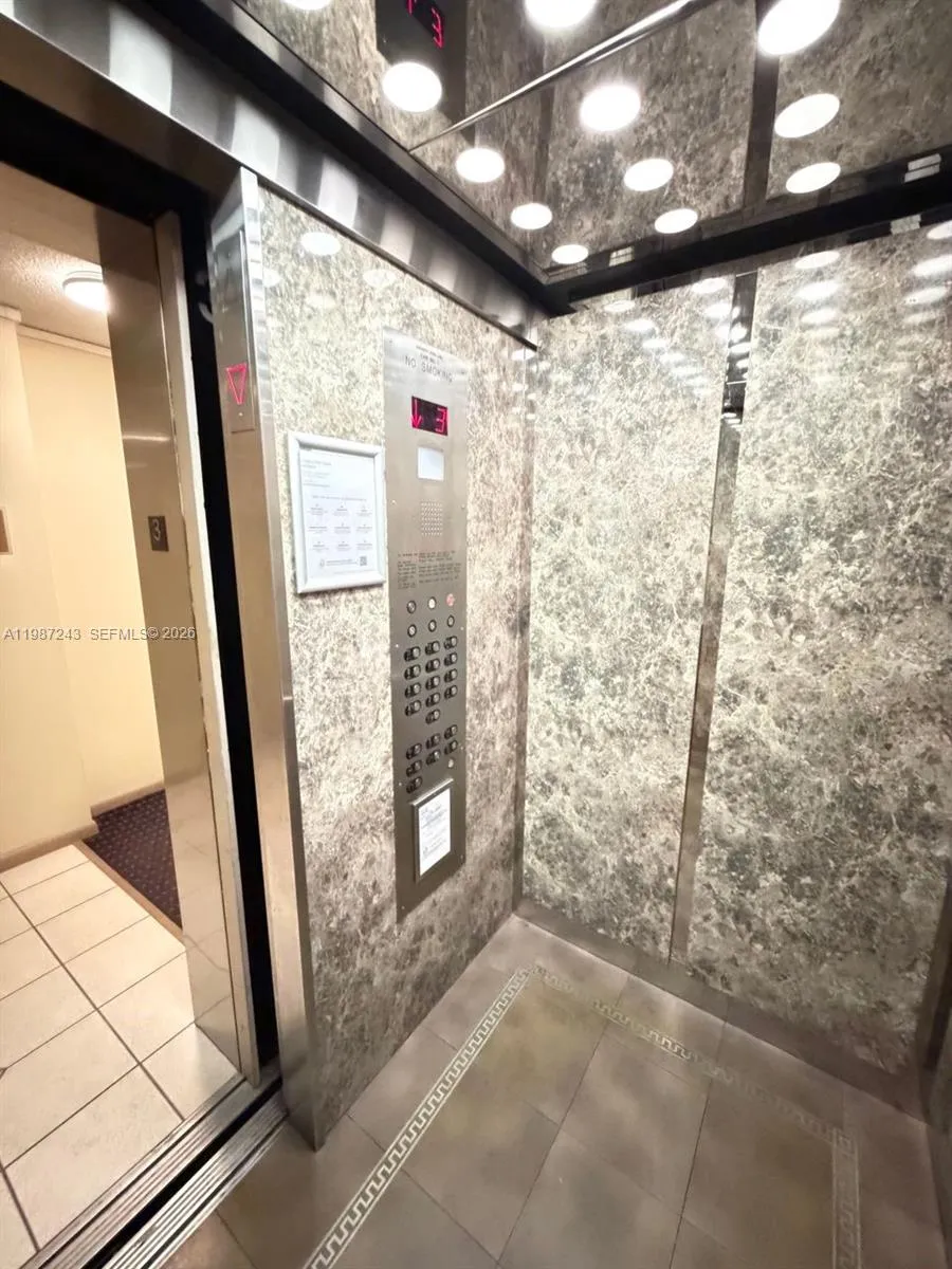 900 Ne 18th Avenue 304, Fort Lauderdale, Florida 3, Fort Lauderdale, Florida 33304, 1 Bedroom Bedrooms, ,1 BathroomBathrooms,Residential,For Sale,900 Ne 18th Avenue 304, Fort Lauderdale, Florida 3,A11987243