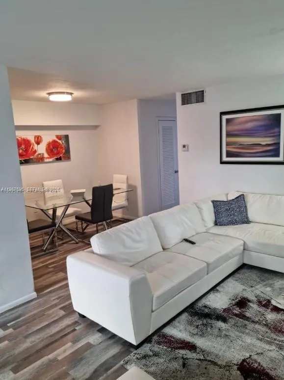1498 Jefferson Ave 303, Miami Beach, Florida 33139, Miami Beach, Florida 33139, 1 Bedroom Bedrooms, ,1 BathroomBathrooms,Residential Lease,For Rent,1498 Jefferson Ave 303, Miami Beach, Florida 33139,A11987595